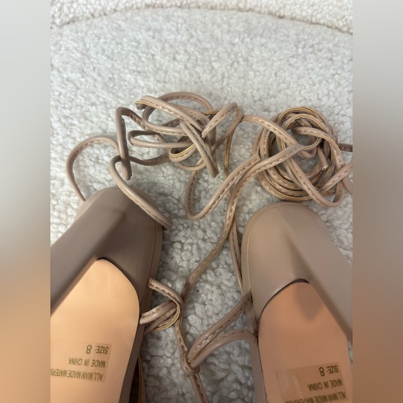 WILD DIVA Laceup heels color nude leather size 8 /NEW - Picture 11 of 11